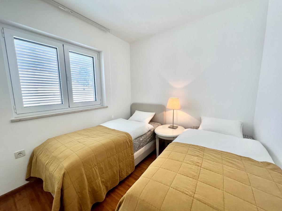 Apartment Golden View Dramalj Buitenkant foto