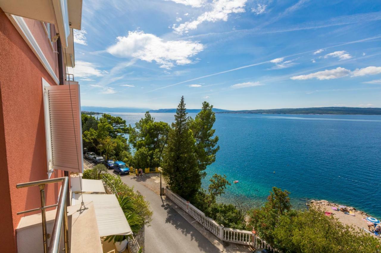 Apartment Golden View Dramalj Buitenkant foto